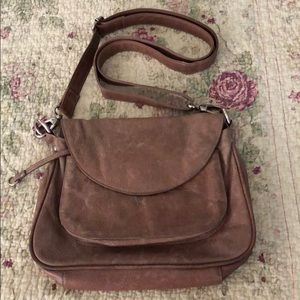 Latico leather purse. Very nice quality!